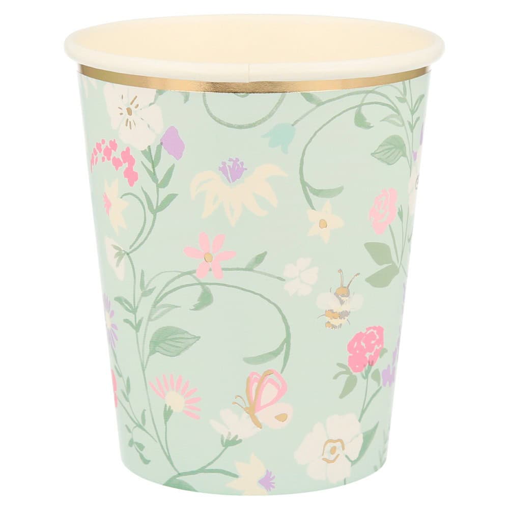 Butterfly-themed ice cream cup with pastel floral design, gift paper cup, eco-friendly disposable plastic cups for parties, summer gatherings, and special occasions.