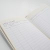 Feed chart for tracking pet food, feeding schedule, and notes, designed for pet owners, veterinary clinics, or pet care professionals. Ideal for monitoring pet nutrition and health.