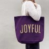Joyful tote bag with bold 
