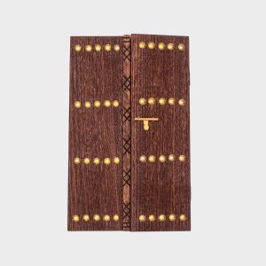Bahraini wooden box